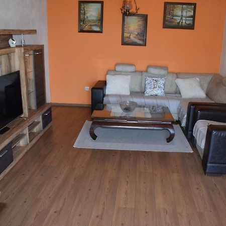 Apartman Linda 1 Baška Voda Buitenkant foto