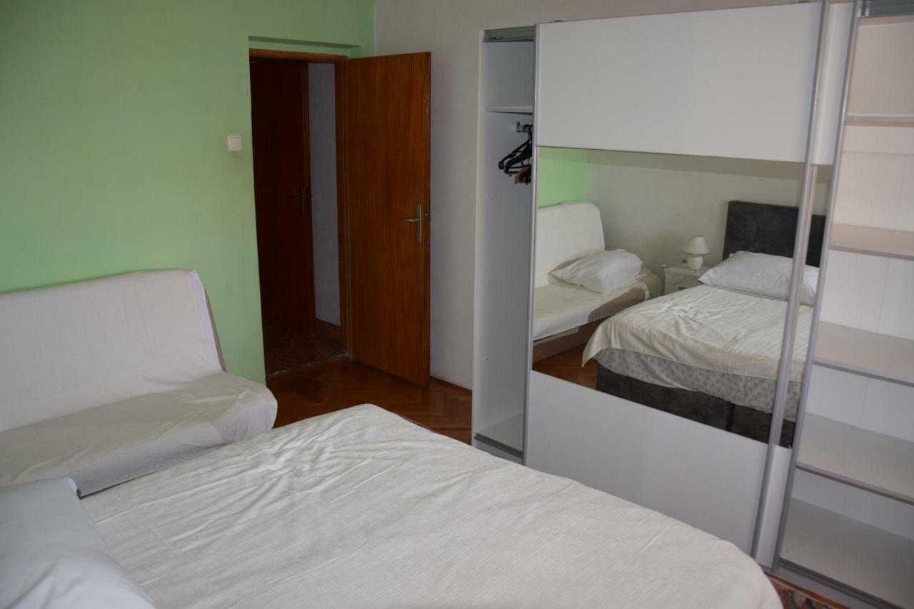 Apartman Linda 1 Baška Voda Buitenkant foto