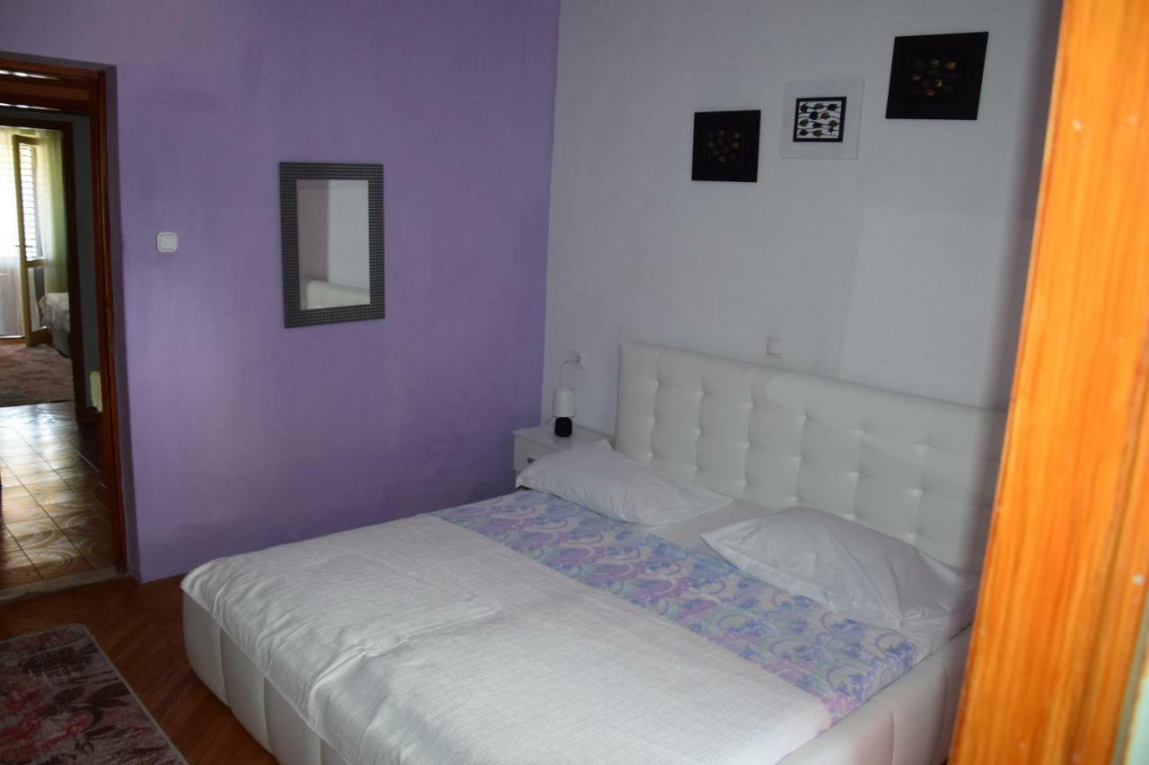 Apartman Linda 1 Baška Voda Buitenkant foto